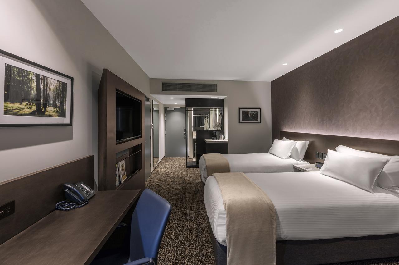 Sage Melbourne Ringwood Hotel Buitenkant foto